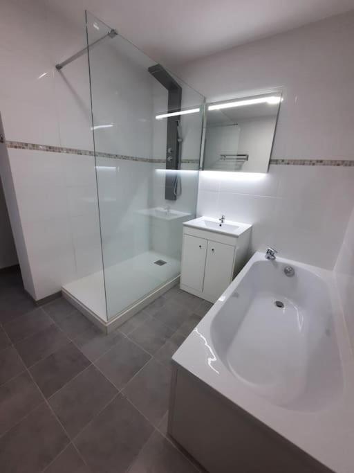 Appartement Кале Екстериор снимка